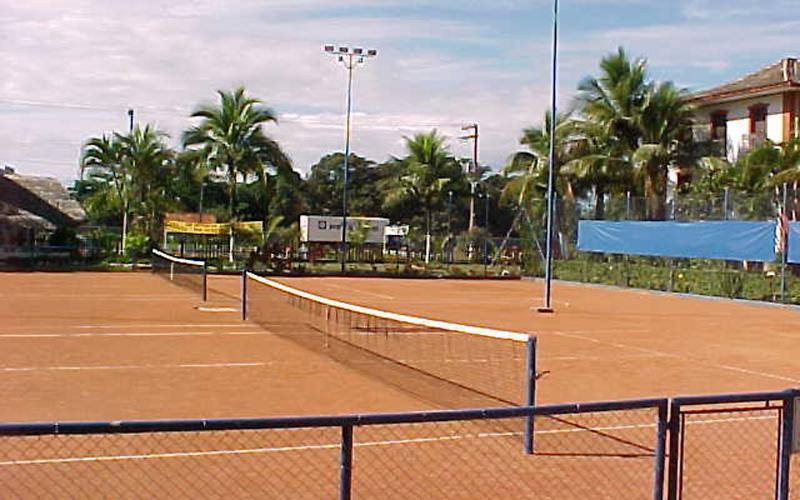 Condominio Clube Wembley Tennis 乌巴图巴 外观 照片